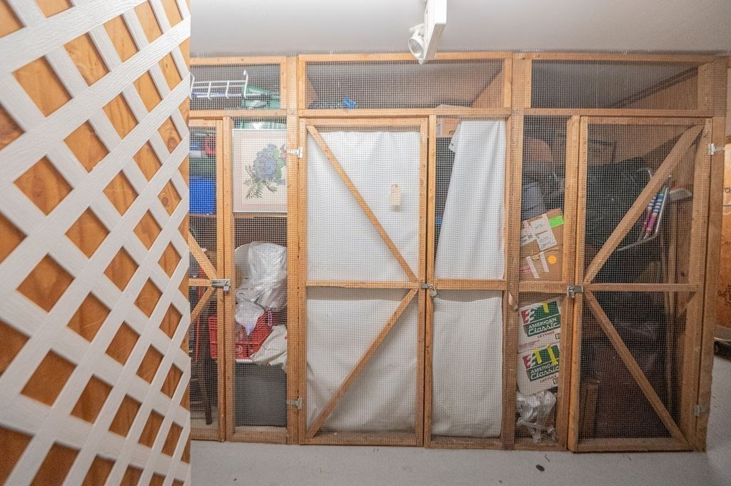 1002 Paradise Road, Unit PHH Swampscott, MA 01907 - Photo 32 of 36