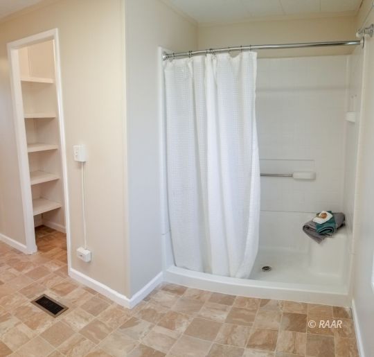 1441 West Perch Avenue Ridgecrest, CA 93555 - Photo 21 of 25 a view of a bathroom