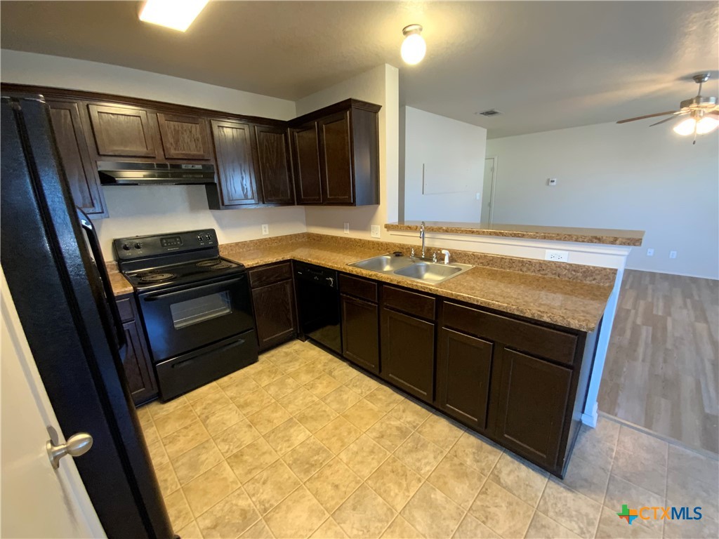 2212 Bellmont Temple, TX 76504 - Photo 6 of 16