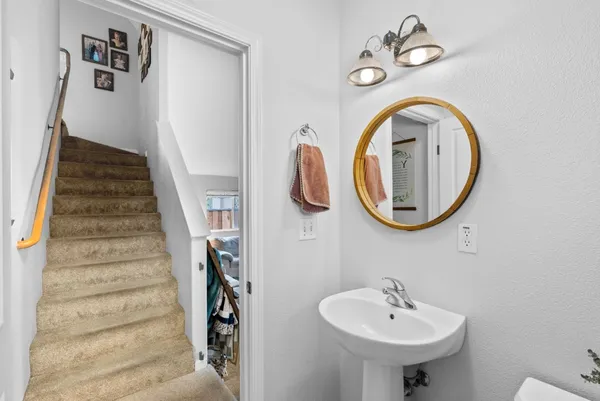 $660,000 | 4 Holly Drive, Unit C, Freedom, CA 95019