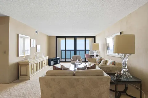 $599,999 | 2301 South Ocean Drive, Unit 2303, Hollywood, FL 33019