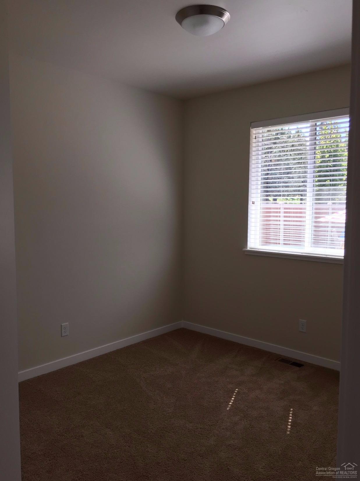 698 Southeast Reed Market Road Bend, OR 97702 - Photo 10 of 18 Additional Photo
