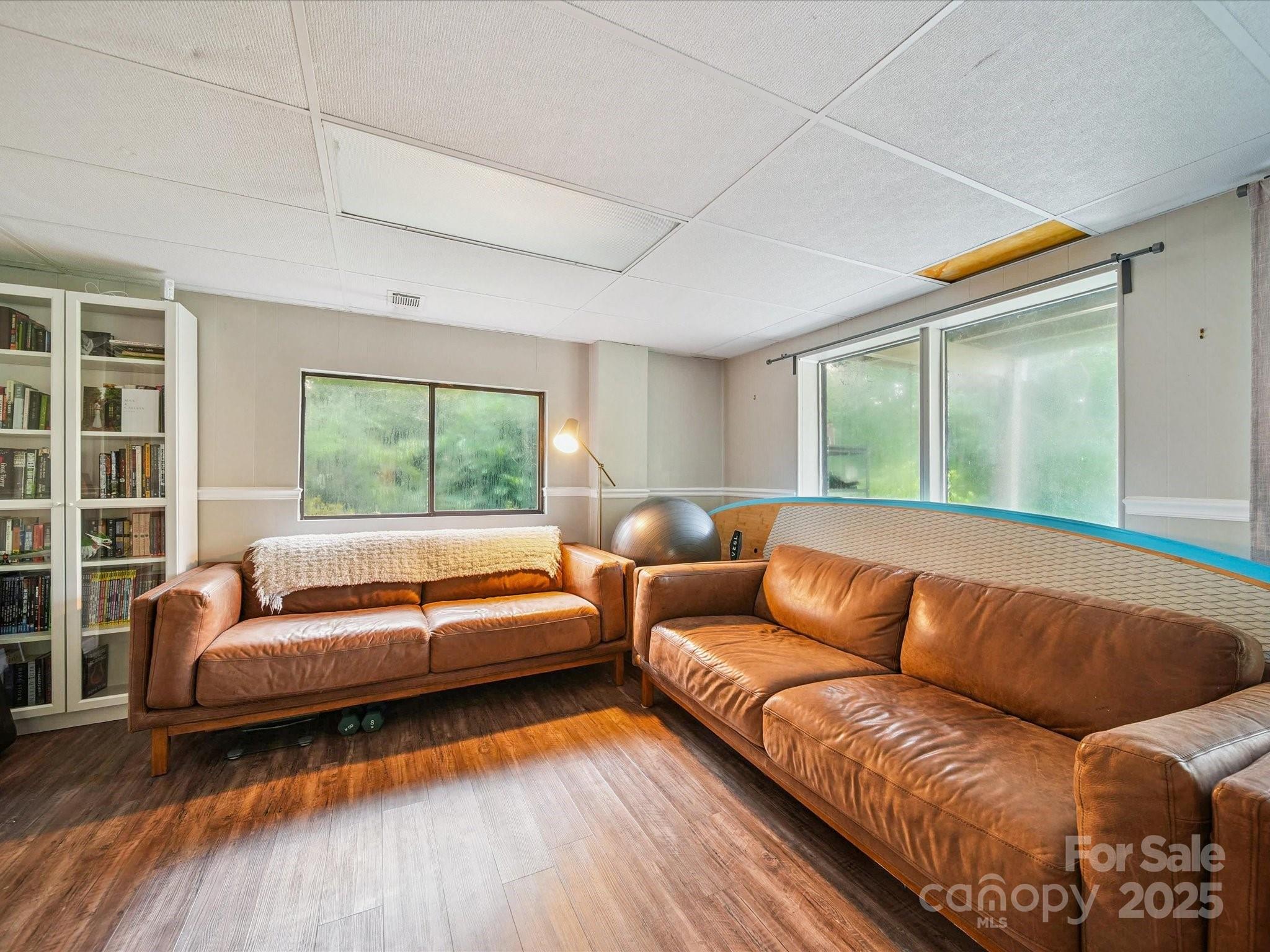 13831 Woody Point Road Charlotte, NC 28278 - Photo 10 of 33 Gallery Image 10
