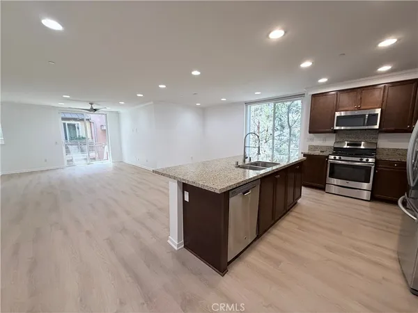 $4,600 | 533 Rockefeller, Irvine, CA 92612