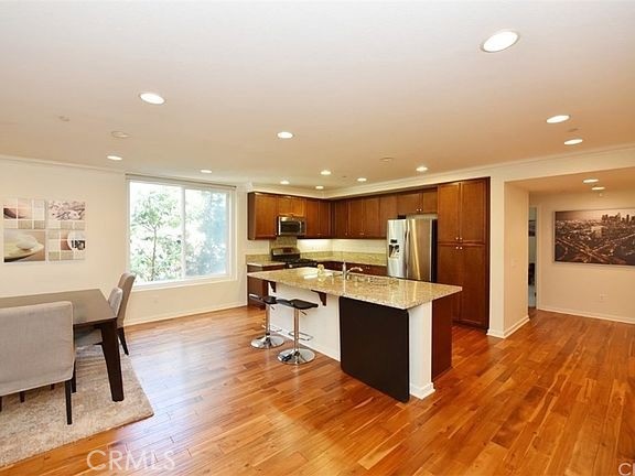 533 Rockefeller Irvine, CA 92612 - Photo 3 of 22