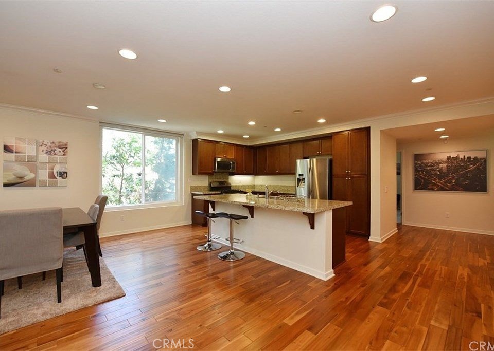 533 Rockefeller Irvine, CA 92612 - Photo 6 of 22