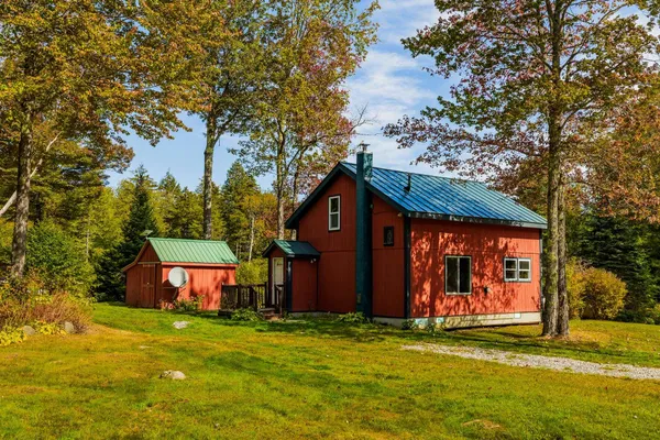 $495,000 | 935 Old Manchester Road, Peru, VT 05152