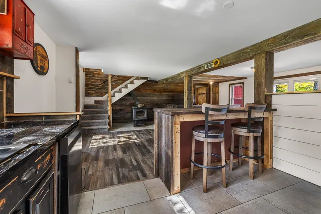 $495,000 | 935 Old Manchester Road, Peru, VT 05152