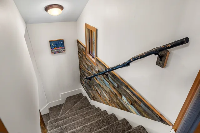 $495,000 | 935 Old Manchester Road, Peru, VT 05152