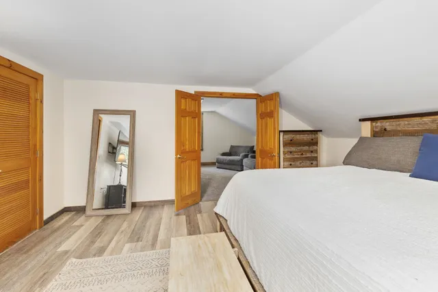 $495,000 | 935 Old Manchester Road, Peru, VT 05152