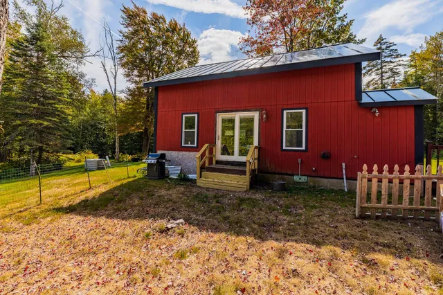 $495,000 | 935 Old Manchester Road, Peru, VT 05152