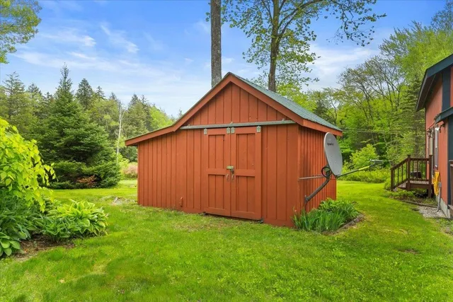 $495,000 | 935 Old Manchester Road, Peru, VT 05152