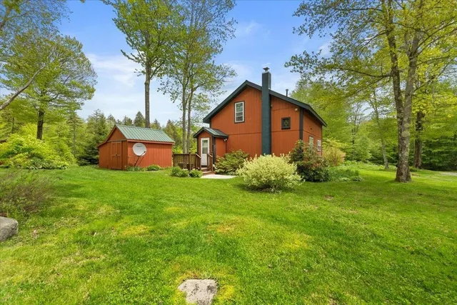 $495,000 | 935 Old Manchester Road, Peru, VT 05152