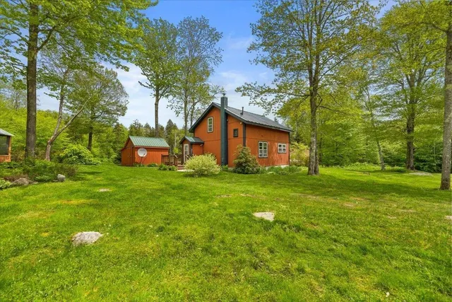 $495,000 | 935 Old Manchester Road, Peru, VT 05152