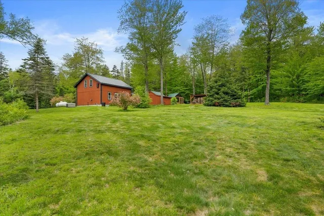 $495,000 | 935 Old Manchester Road, Peru, VT 05152