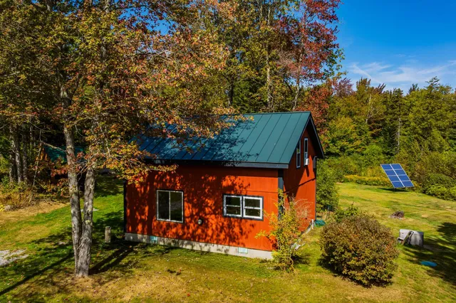 $495,000 | 935 Old Manchester Road, Peru, VT 05152