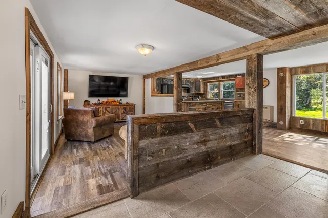 $495,000 | 935 Old Manchester Road, Peru, VT 05152