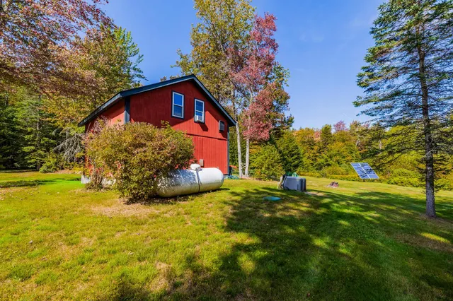 $495,000 | 935 Old Manchester Road, Peru, VT 05152
