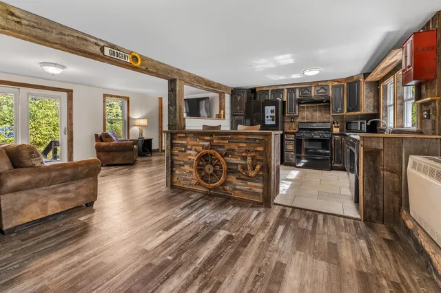 $495,000 | 935 Old Manchester Road, Peru, VT 05152