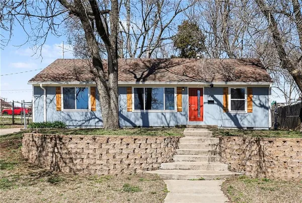 $285,000 | 2720 Hagemann Street, Kansas City, KS 66106