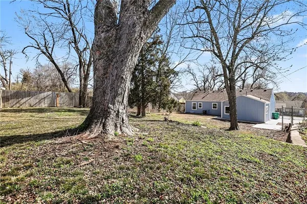 $285,000 | 2720 Hagemann Street, Kansas City, KS 66106