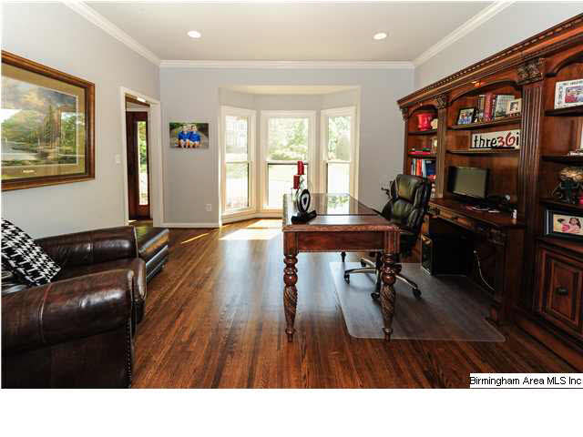 505 Raspberry Road Birmingham, AL 35244 - Photo 7 of 31