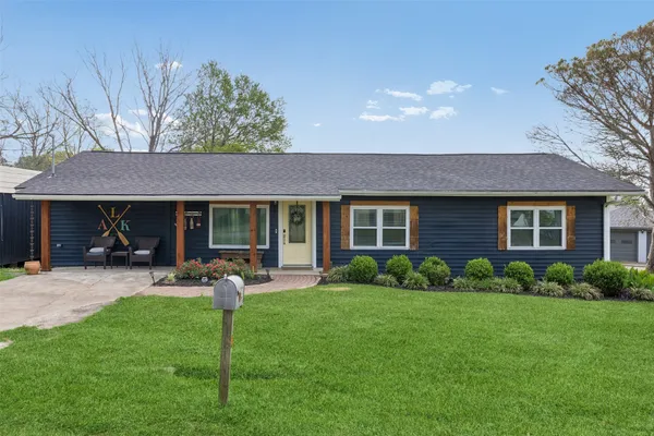$450,000 | 220 Teal Circle, Livingston, TX 77351