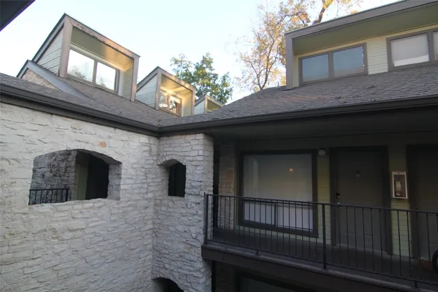 $229,000 | 2815 Rio Grande Street, Unit 211, Austin, TX 78705