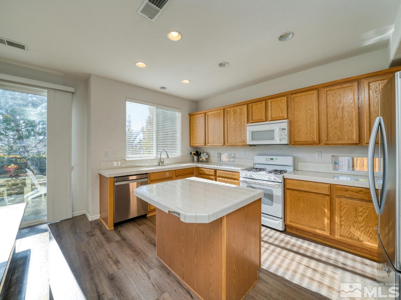 2235 Peavine Valley Road Reno, NV 89523 - Photo 10 of 37 Photo 10