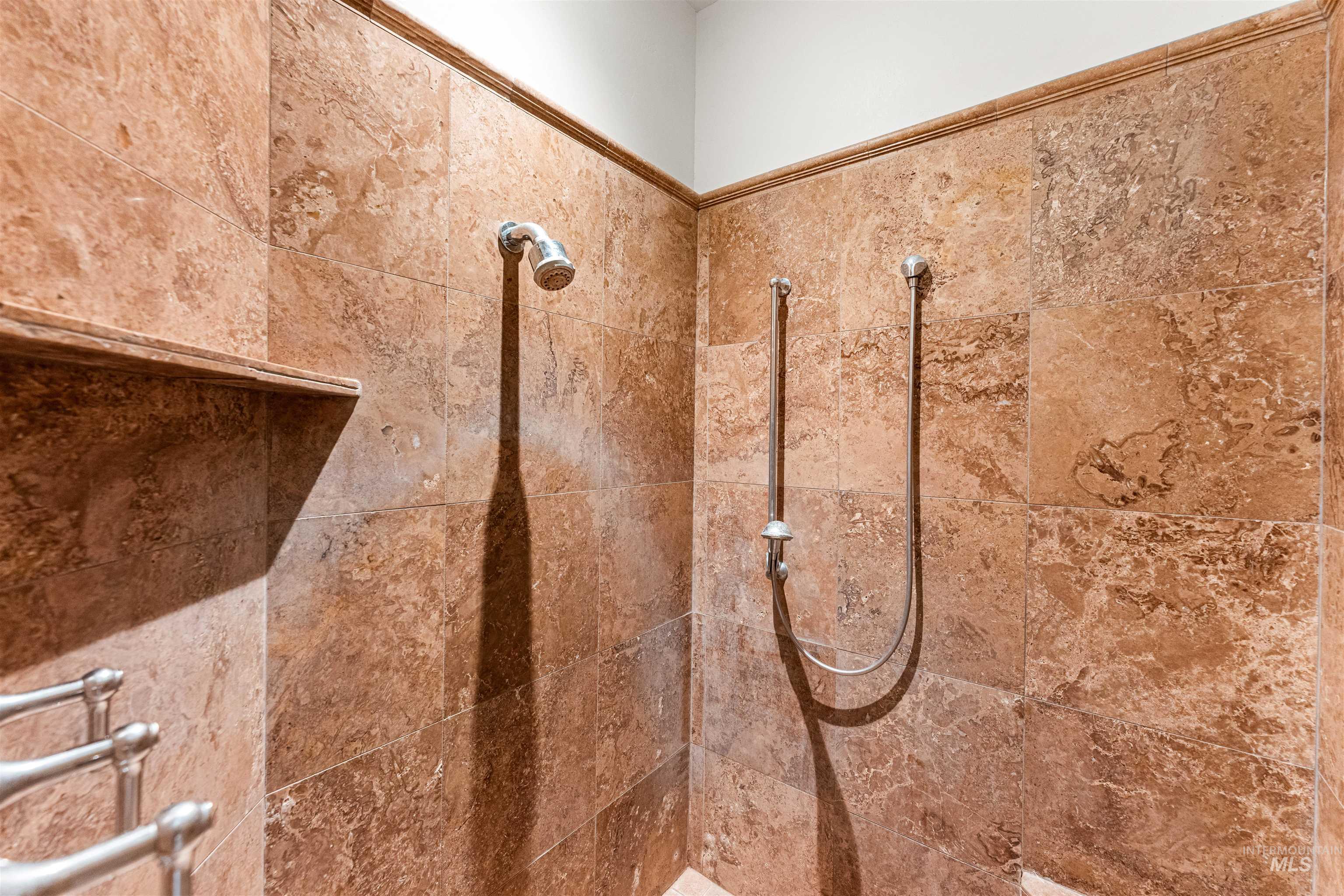 4262 South Rustler Lane Meridian, ID 83642 - Photo 21 of 50 Bathroom view of tiled shower