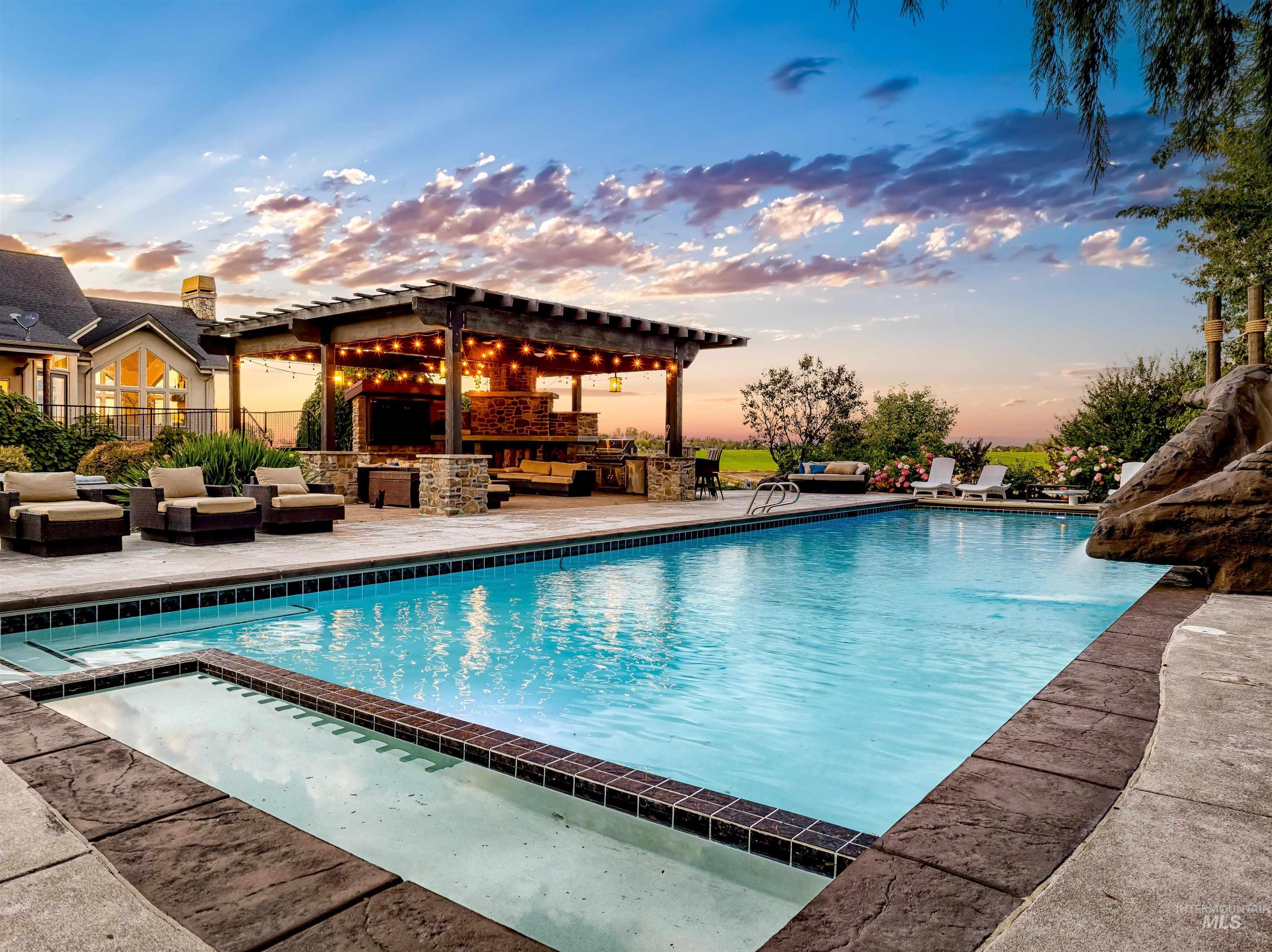 4262 South Rustler Lane Meridian, ID 83642 - Photo 5 of 50