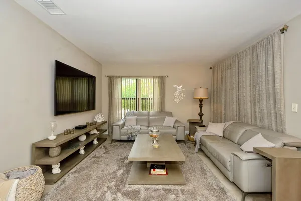 $2,500 | 4485 Carambola Circle North, Unit 27322, Coconut Creek, FL 33066