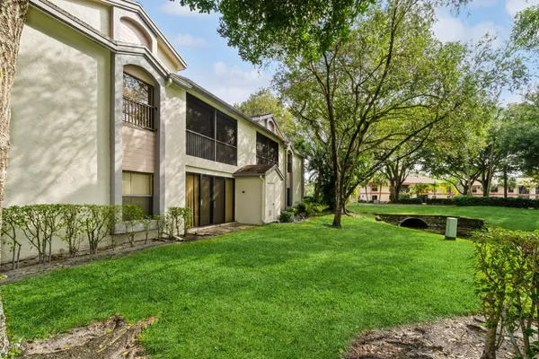 $2,500 | 4485 Carambola Circle North, Unit 27322, Coconut Creek, FL 33066