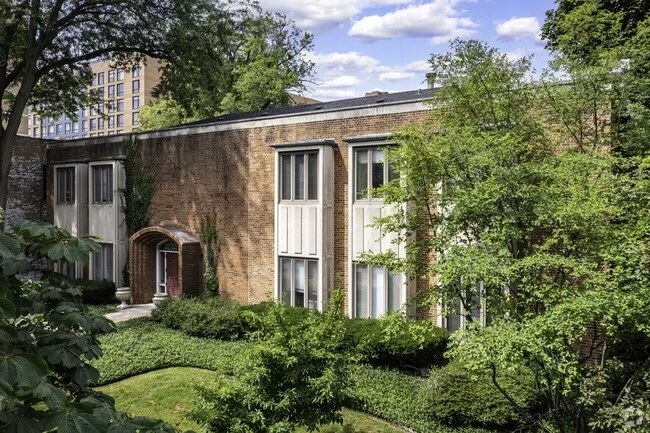 1930 Sherman Avenue, Unit 1N Evanston, IL 60201 - Photo 1 of 20