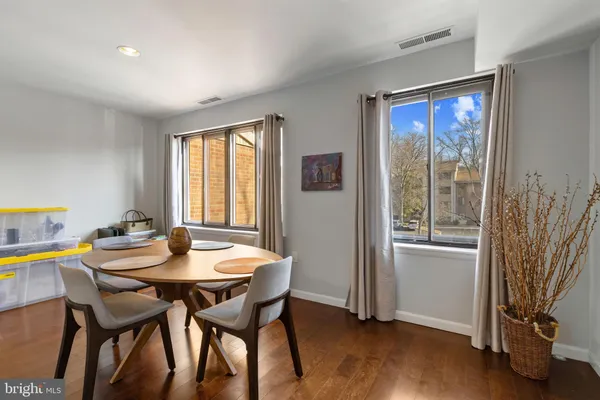 $252,000 | 21 Hamill Road, Unit 21F, Baltimore, MD 21210