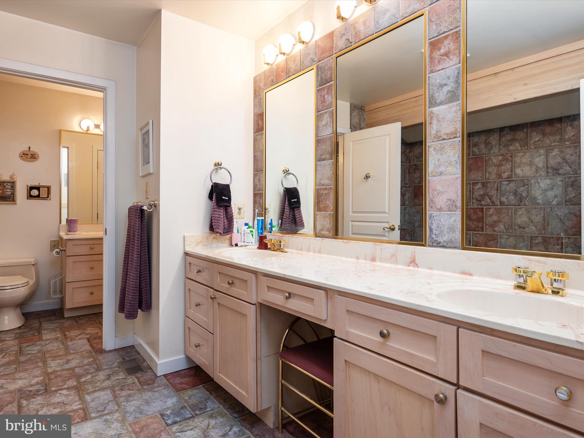 317 Hickory Point Road Pasadena, MD 21122 - Photo 40 of 76 Gallery Image 40