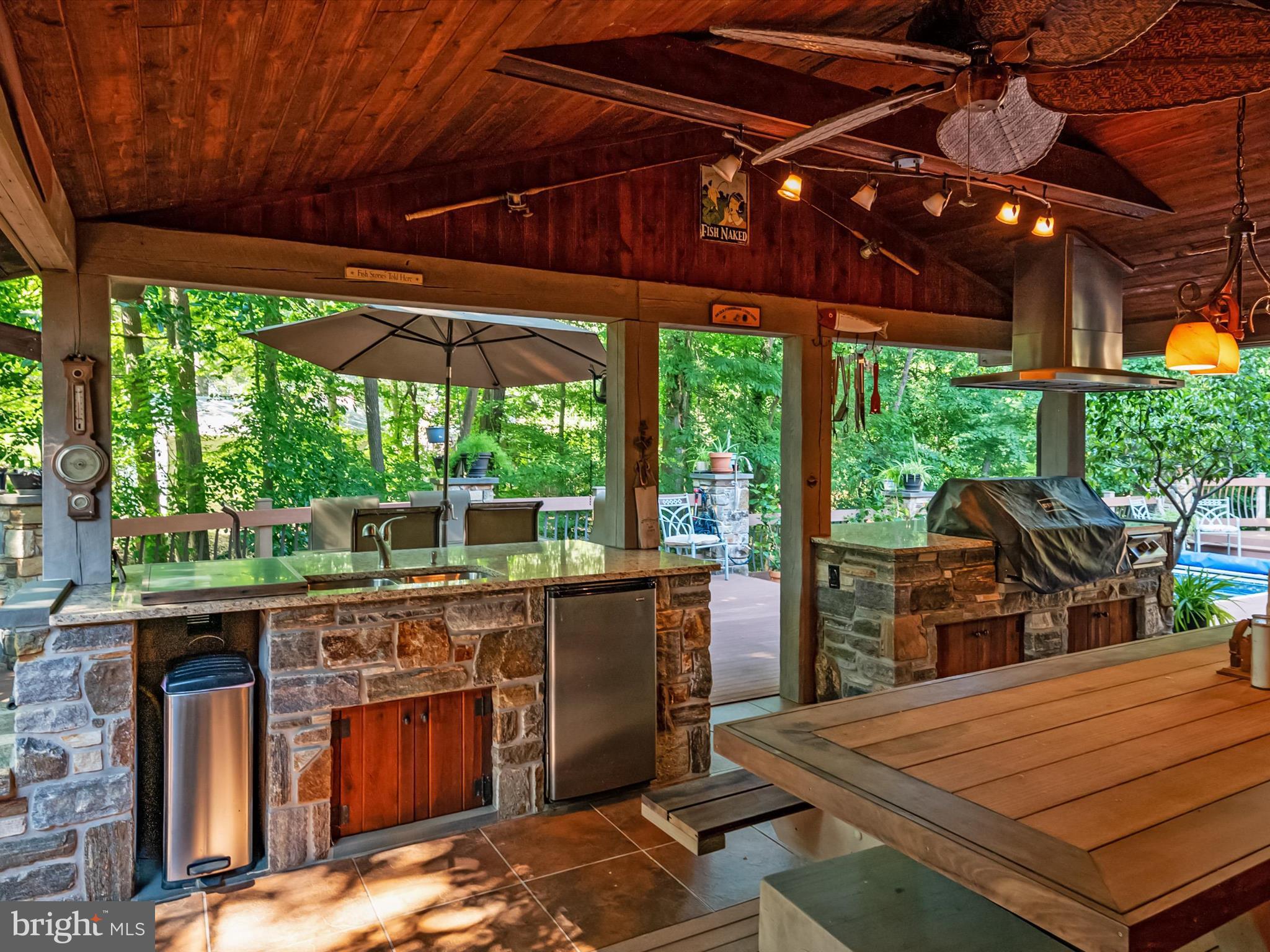 317 Hickory Point Road Pasadena, MD 21122 - Photo 55 of 76 Gallery Image 55