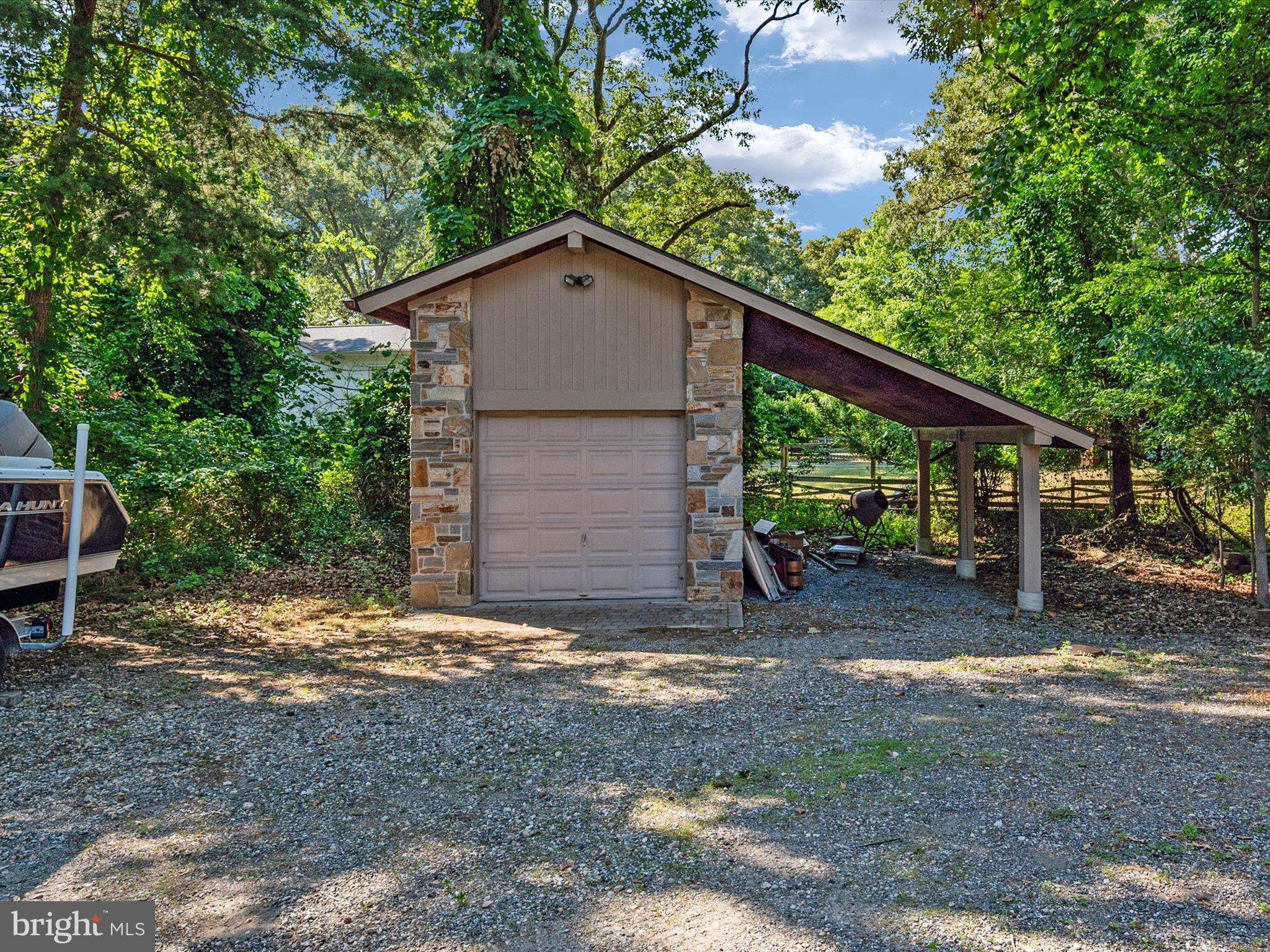 317 Hickory Point Road Pasadena, MD 21122 - Photo 71 of 76 Gallery Image 71