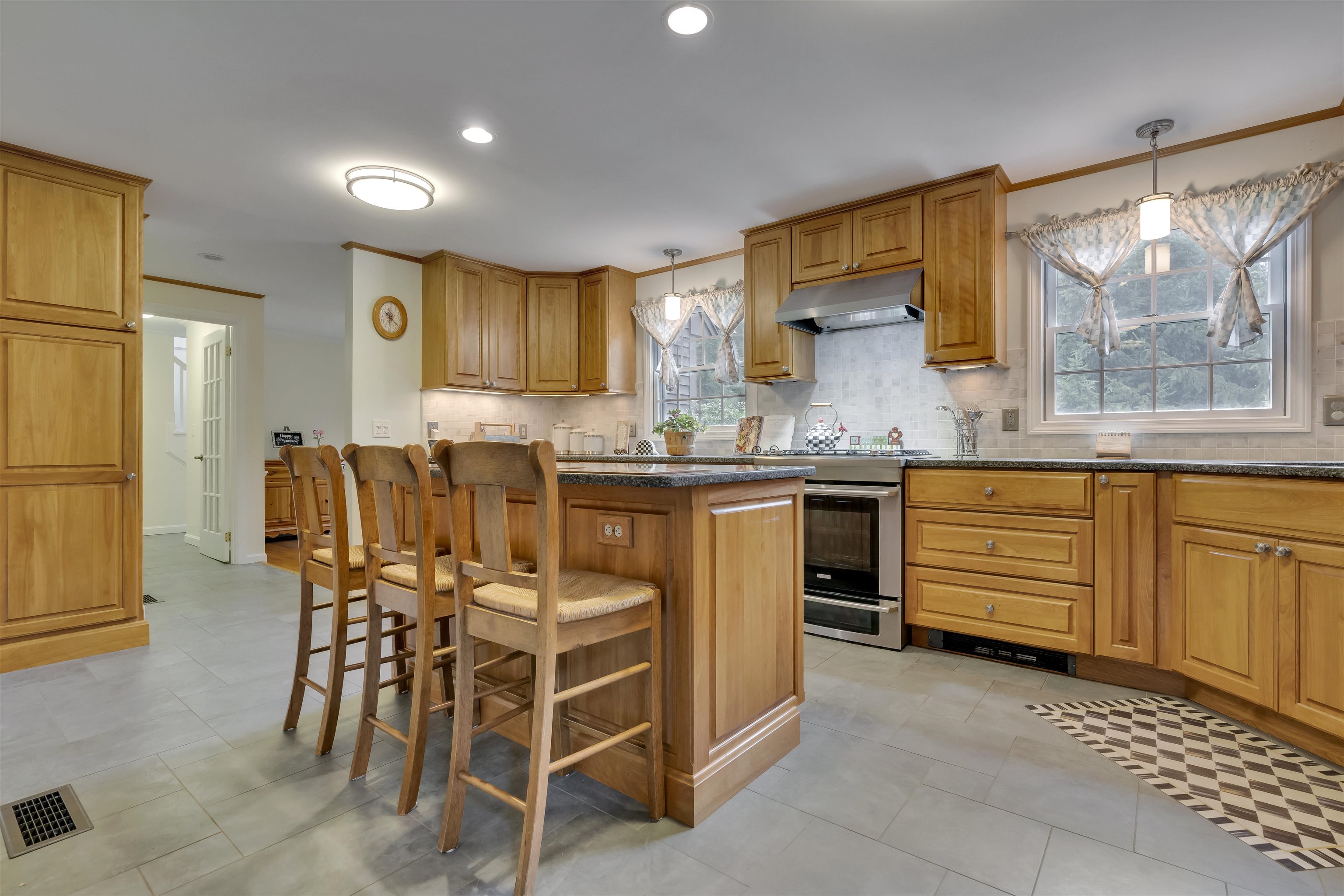 22 Raeder Drive Stratham, NH 03885 - Photo 18 of 52