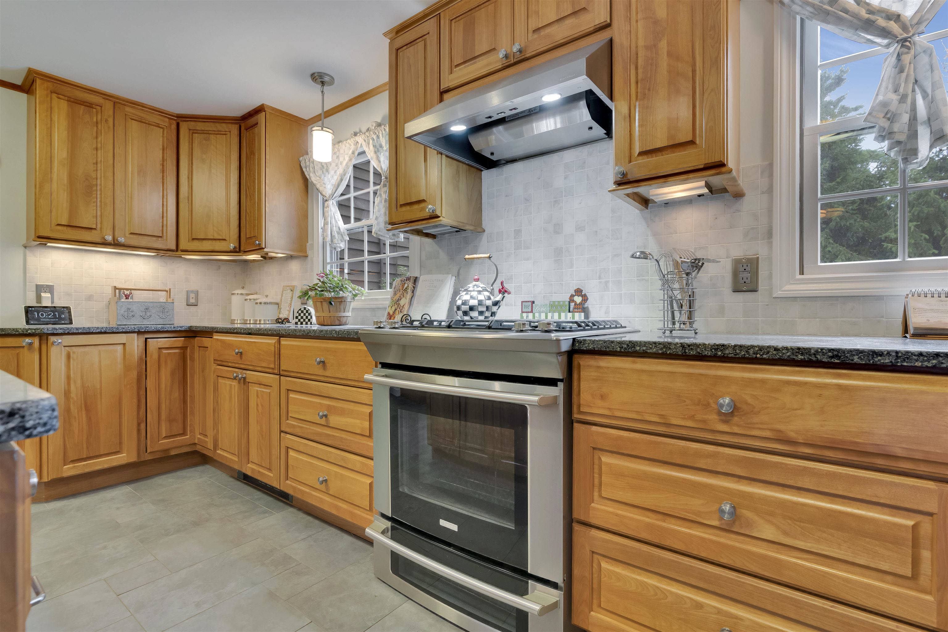 22 Raeder Drive Stratham, NH 03885 - Photo 19 of 52