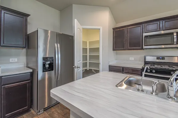 $1,650 | 21540 Rustic Elm Drive, New Caney, TX 77357