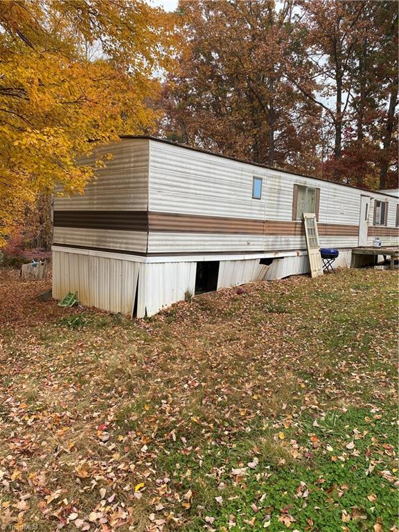 542 Kapps Mill Road Elkin, NC 28621 - Photo 2 of 20 Gallery Image 2