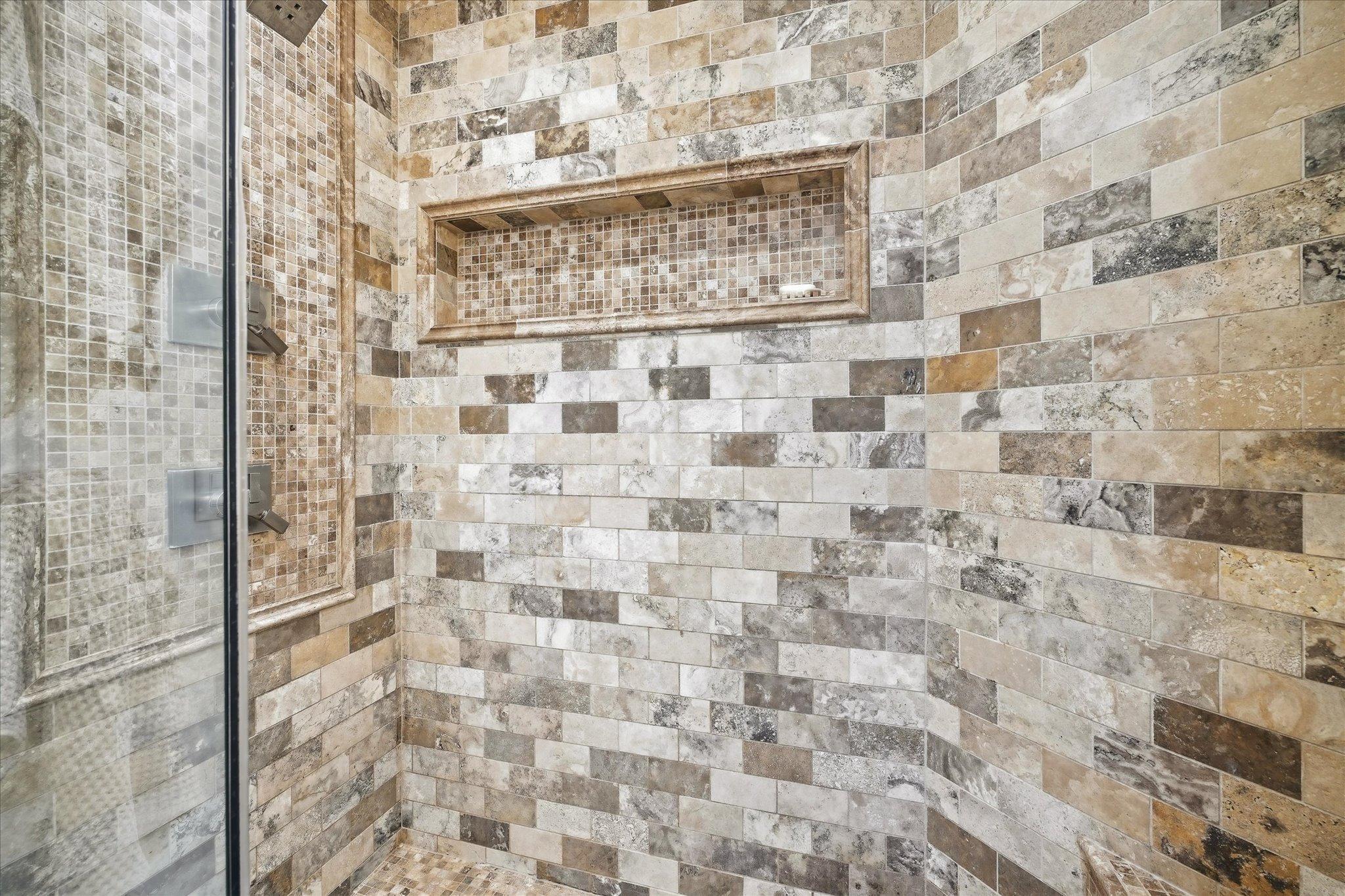 2209 Midlothian Road Roseville, MN 55113 - Photo 23 of 50 Gallery Image 23
