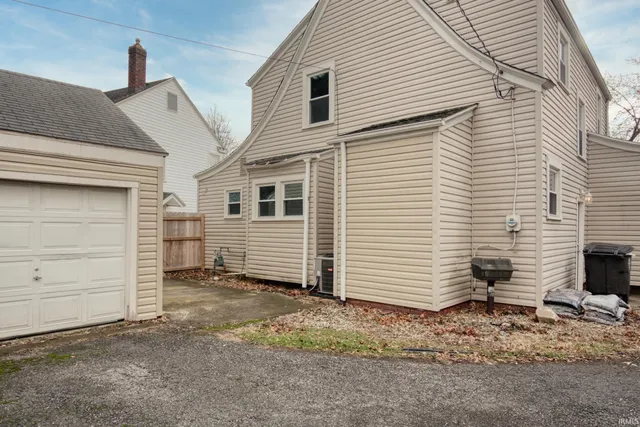 $249,000 | 2141 Dodge Avenue, Fort Wayne, IN 46805