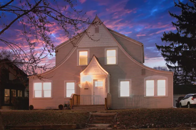 $249,000 | 2141 Dodge Avenue, Fort Wayne, IN 46805