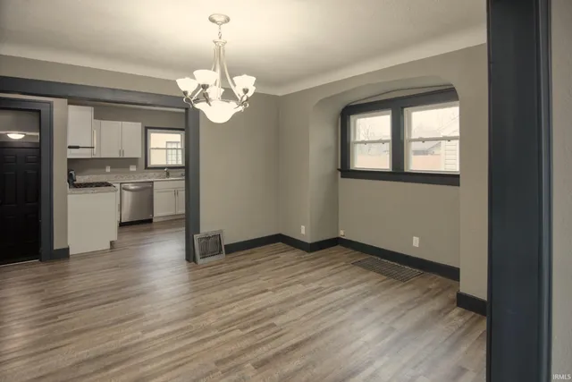 $249,000 | 2141 Dodge Avenue, Fort Wayne, IN 46805