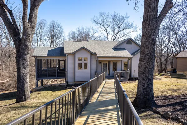$350,000 | 8 Garnet Court, Galena, IL 61036