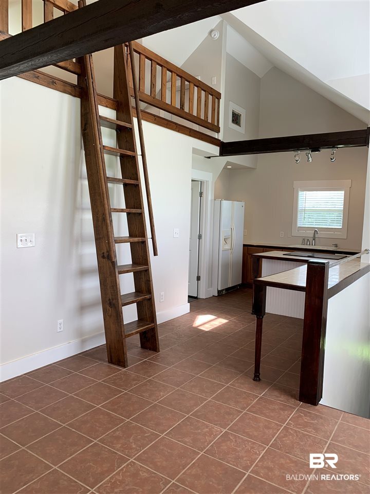 13402 County Road 91 Elberta, AL 36530 - Photo 14 of 32 Kitchen/ Dining Area with walk-in pantry
