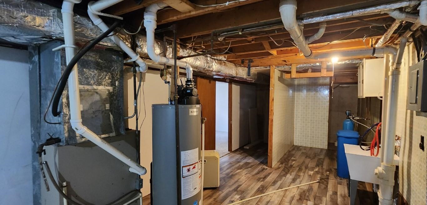 206 South Garfield Street Barneveld, WI 53507 - Photo 19 of 26