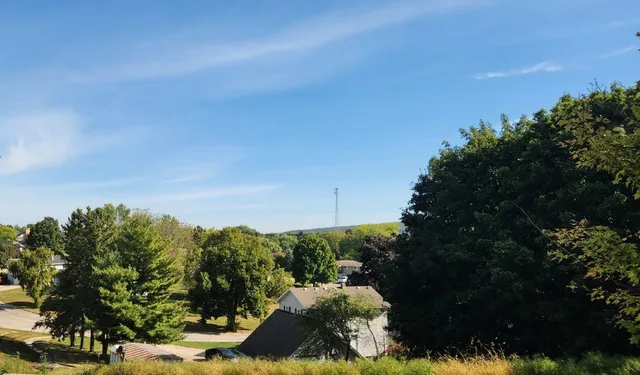 $299,000 | 206 South Garfield Street, Barneveld, WI 53507